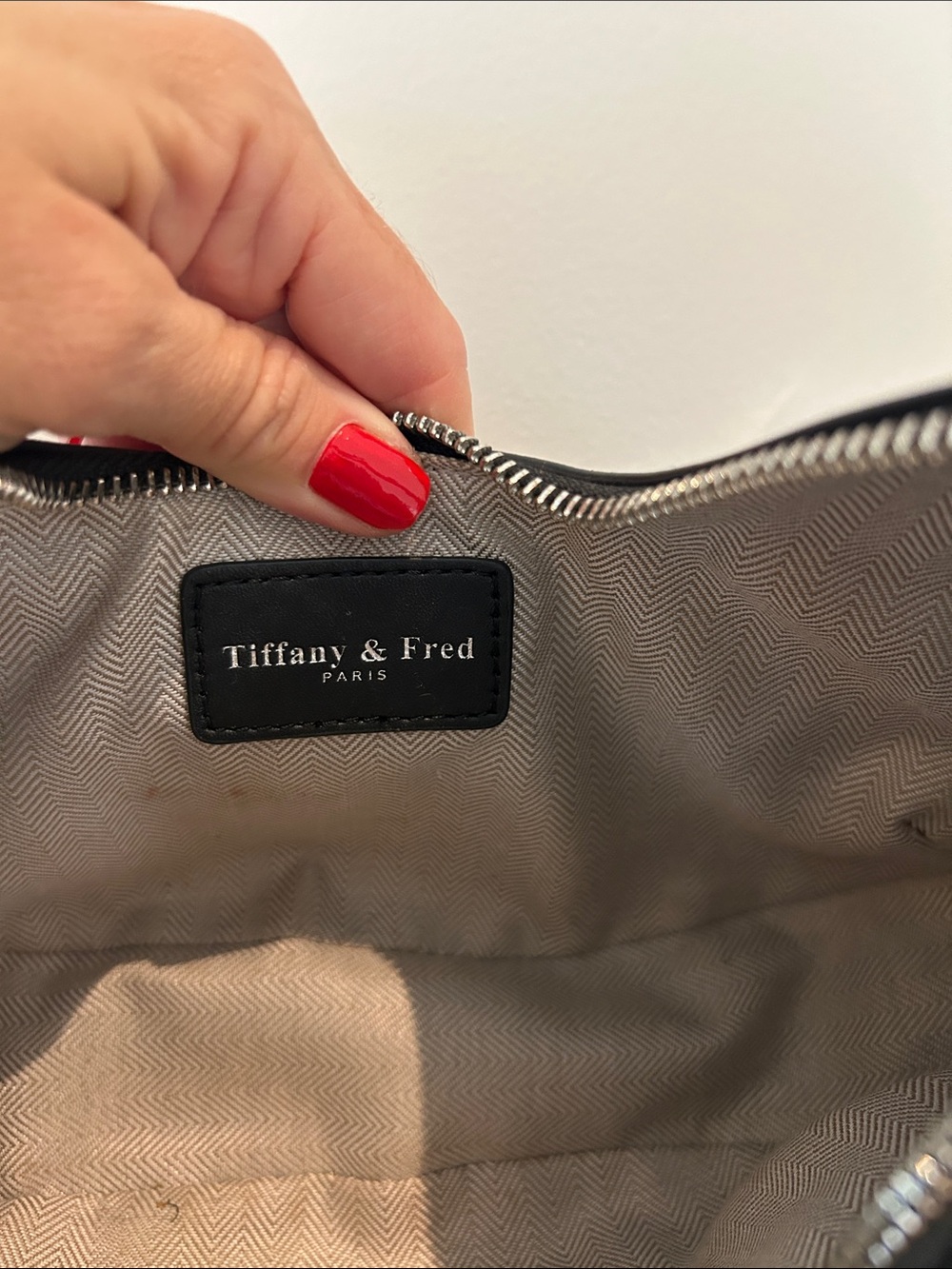 Black Leather Crescent Shoulder Bag - Picture 4 of 6